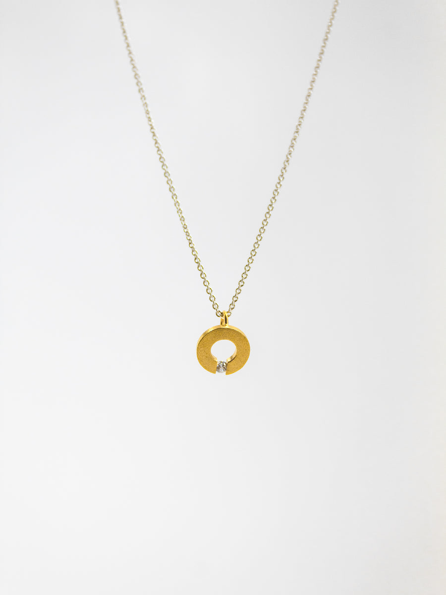 Gold Dipped Circle Necklace
