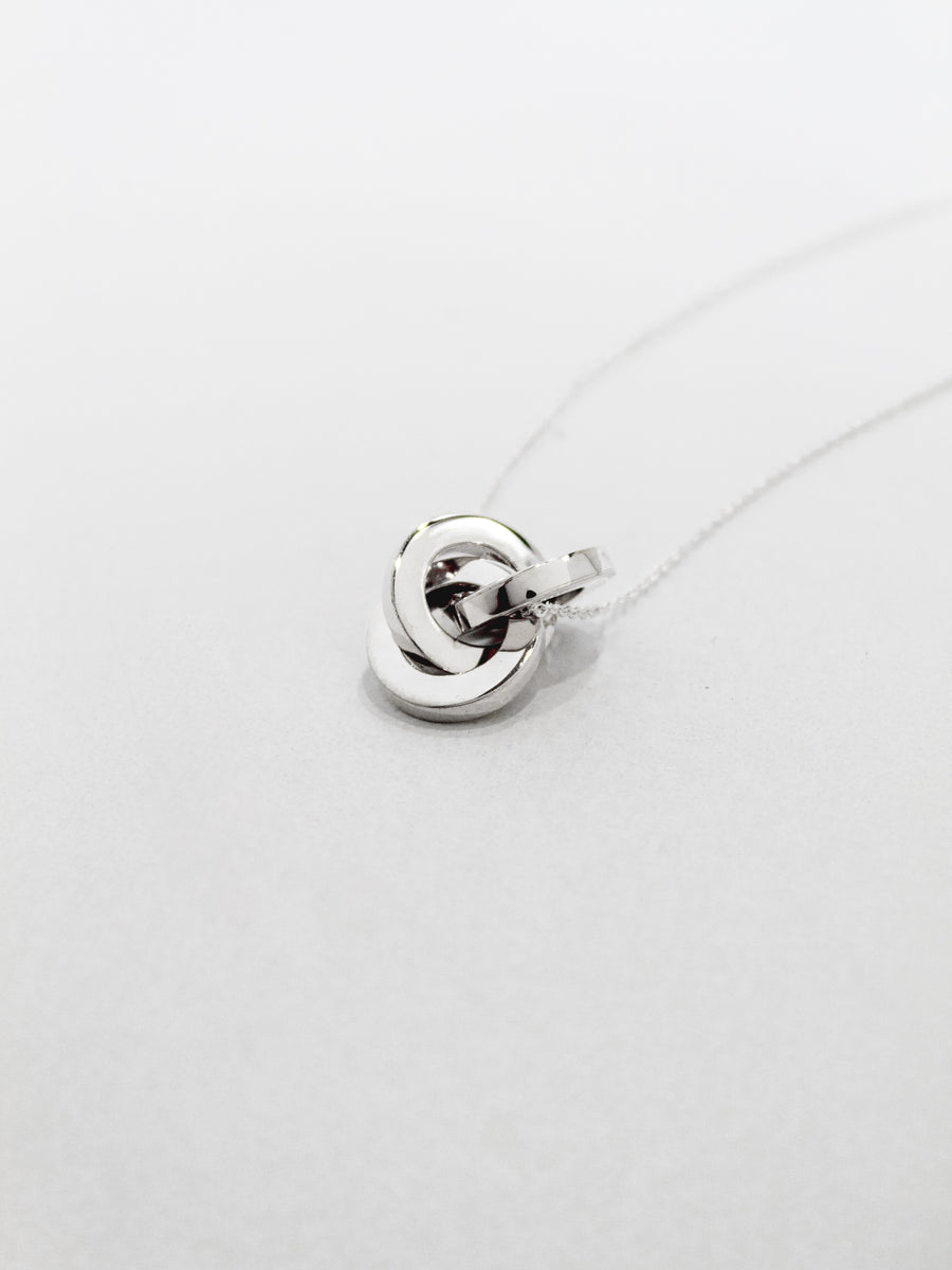 Knot Necklace