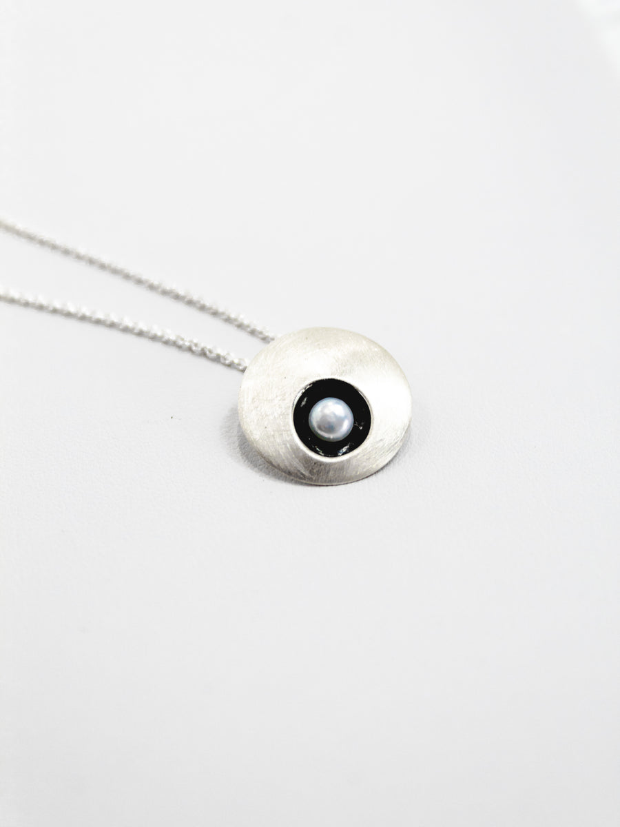 Lunette Necklace